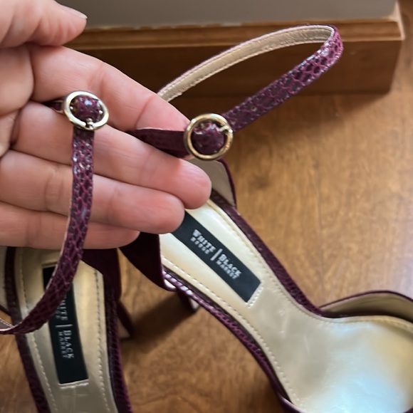 WHBM “Marianna” Suede And Snakeskin Embossed Leather Burgundy Heels - Picture 3 of 11